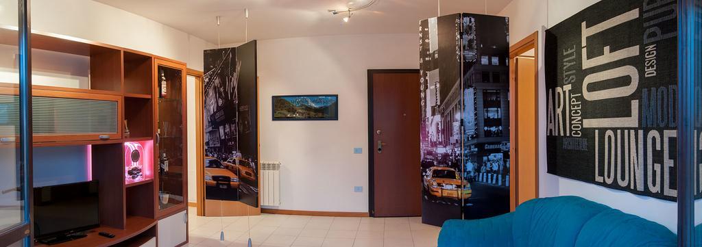 Black Star Sestu Room photo